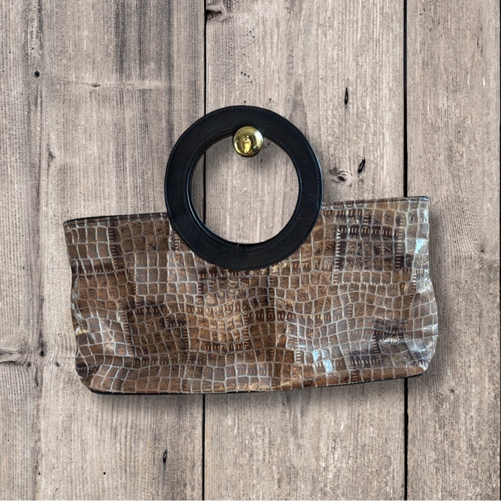 Faux Crocodile Pattern Clutch - Picture 3 of 16
